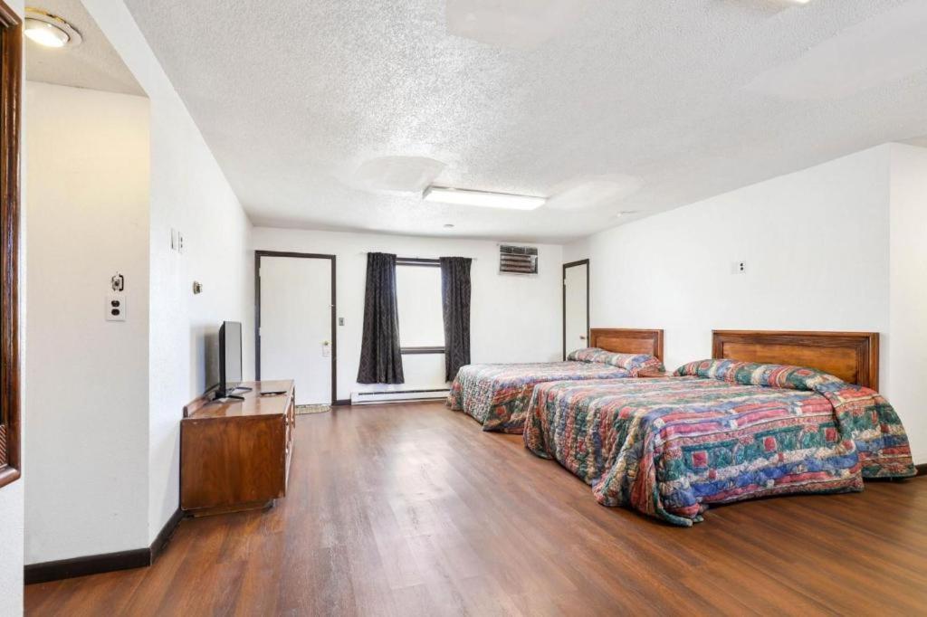 Hotel O Oskaloosa - Hwy 63/92 Экстерьер фото