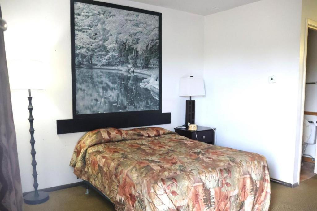 Hotel O Oskaloosa - Hwy 63/92 Экстерьер фото