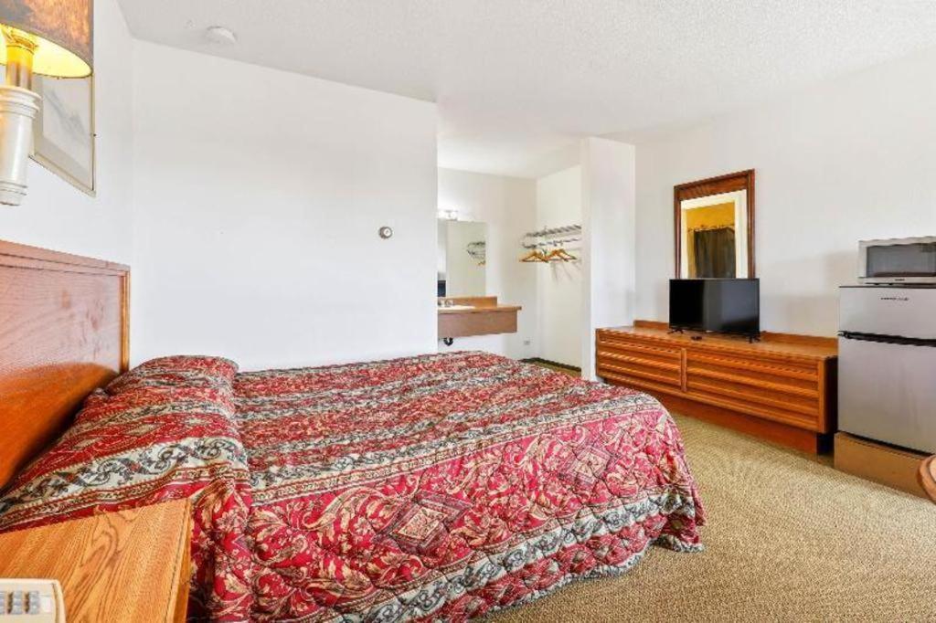 Hotel O Oskaloosa - Hwy 63/92 Экстерьер фото